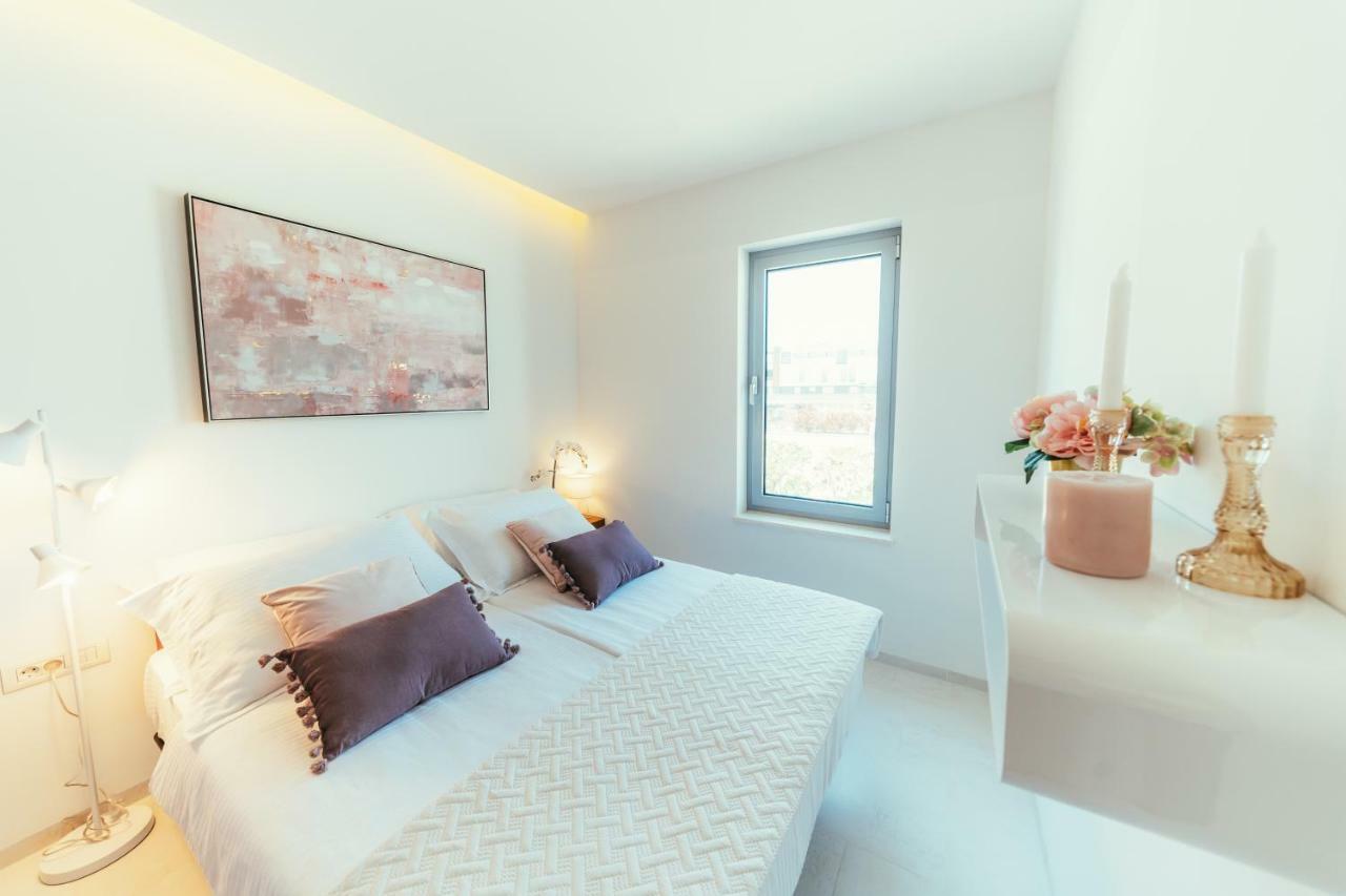 Unique Luxury Designers Apartment Right Next To The Beach Sukošan Εξωτερικό φωτογραφία