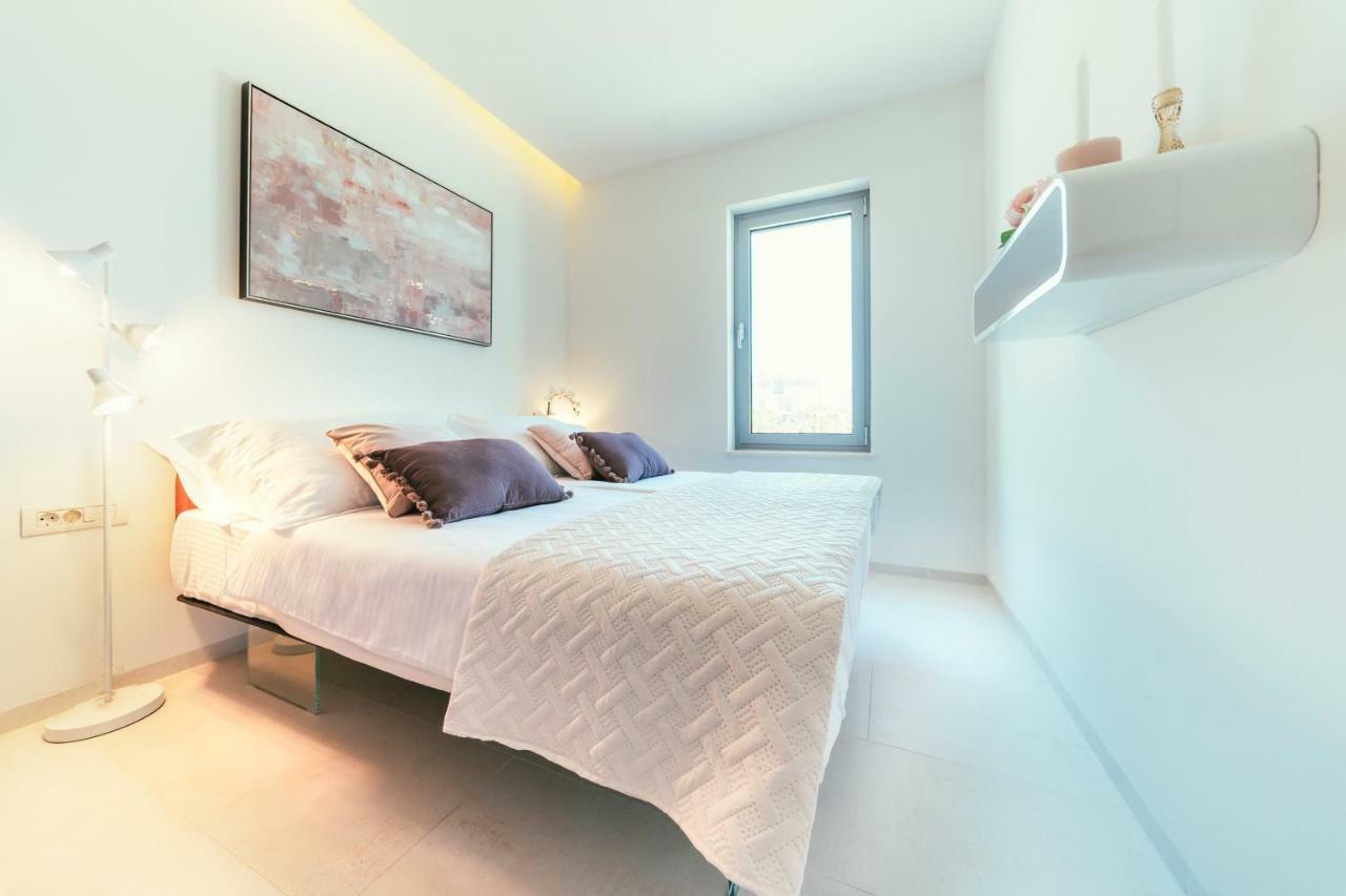 Unique Luxury Designers Apartment Right Next To The Beach Sukošan Εξωτερικό φωτογραφία